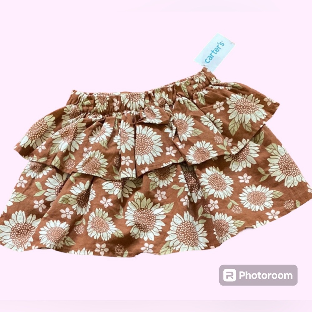 Carter’s 3T Floral skirt! NEW WITH TAGS!